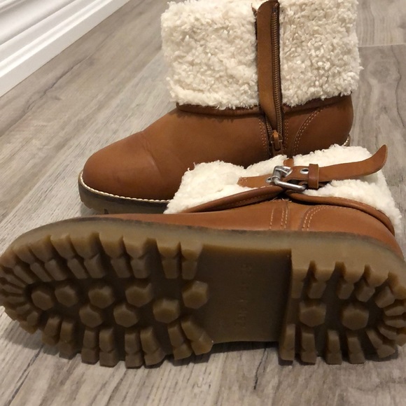 Boots! - Picture 2 of 2